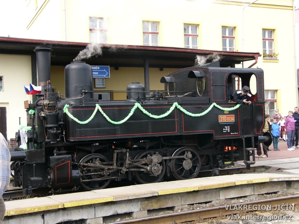 100_let_cd_jicin_270903_00013.jpg