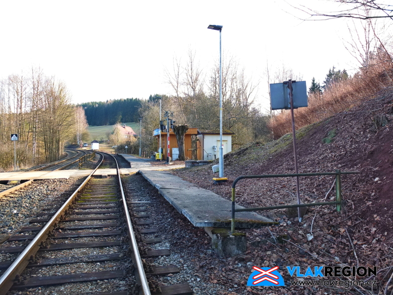 Zastávka Ústí u Staré Paky