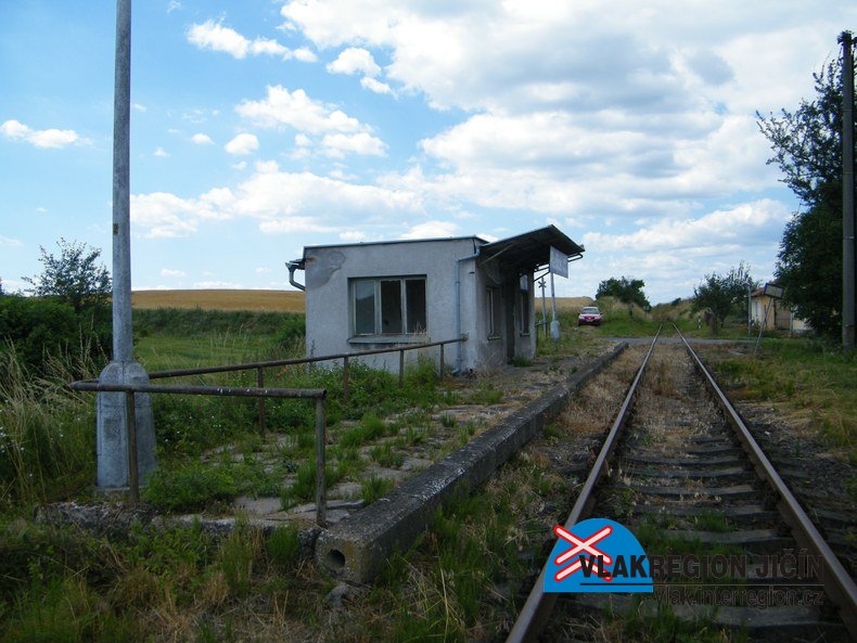 Račice nad Trotinou - zastávka